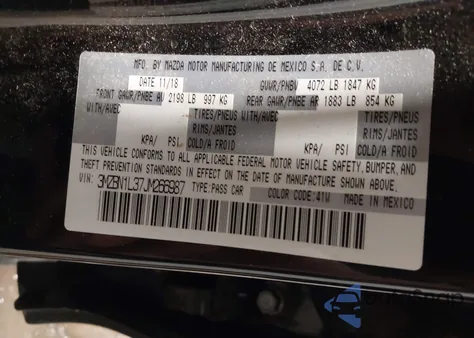 2018 Mazda Mazda3 Touring z USA, uszkodzony, nr VIN 3MZBN1L37JM266987